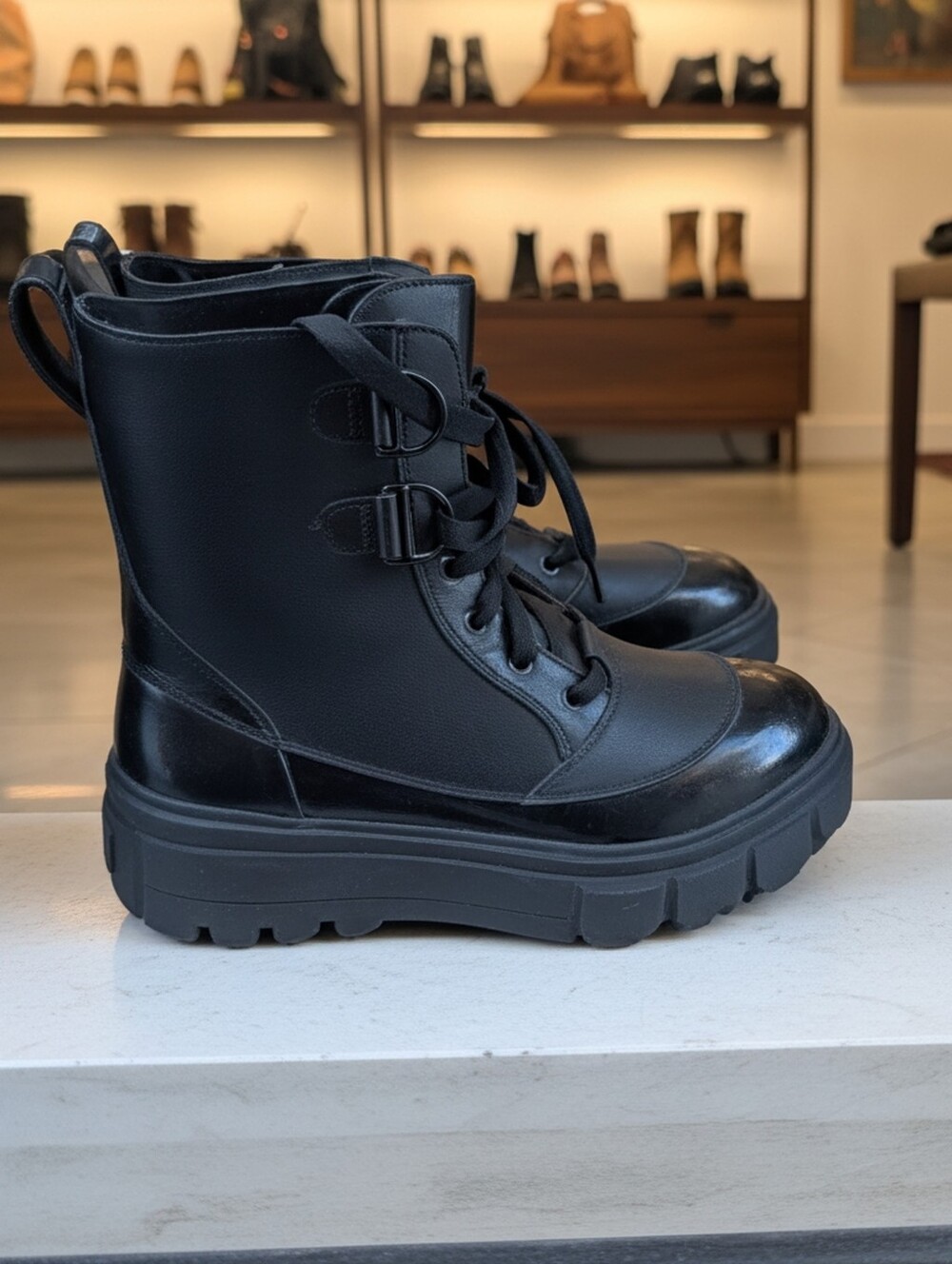 New Sorel Caribou X Women's Black Lace-Up Waterproof Chunky Platform Boots 11